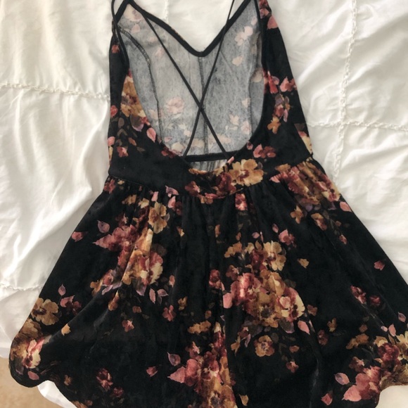 Romper - Picture 5 of 7